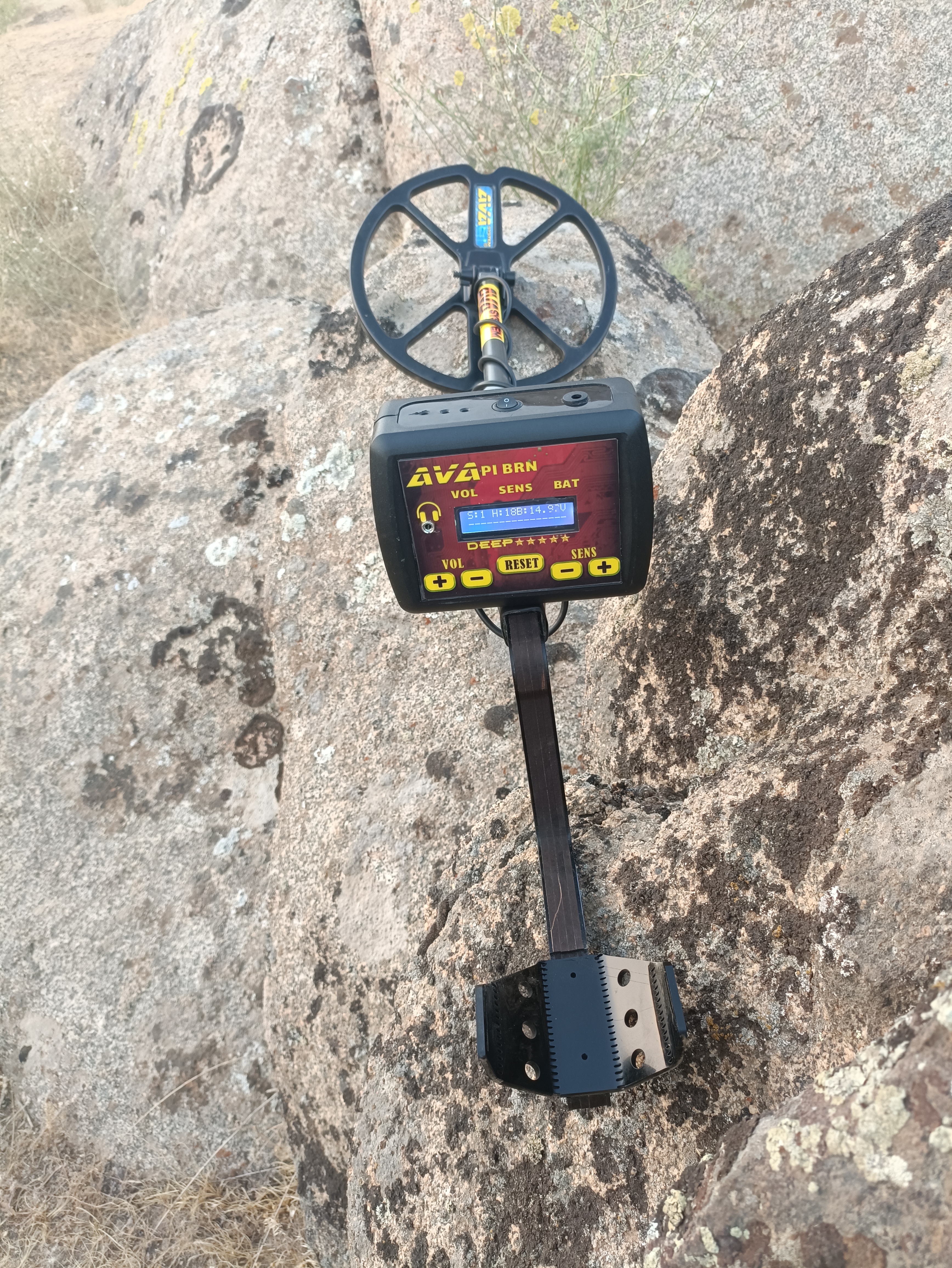 نقطه زن بی ار ان پالسی بدون تفکیک